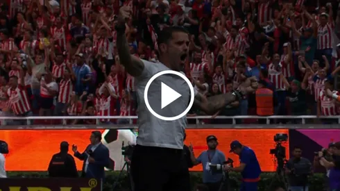 El gran festejo de Gago ante Toluca.