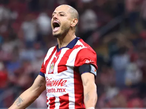¿Chicharito es titular en Chivas vs. América?