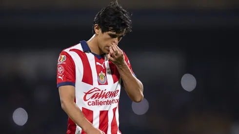 Chivas y Santos Laguna llegan a acuerdo por Macías.