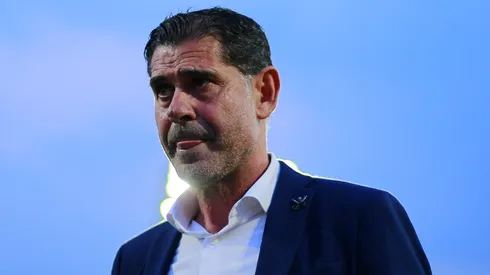 Fernando Hierro se va de Chivas.