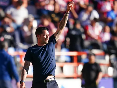 Un ex-Chivas reconoció que Fernando Gago le cerró la boca