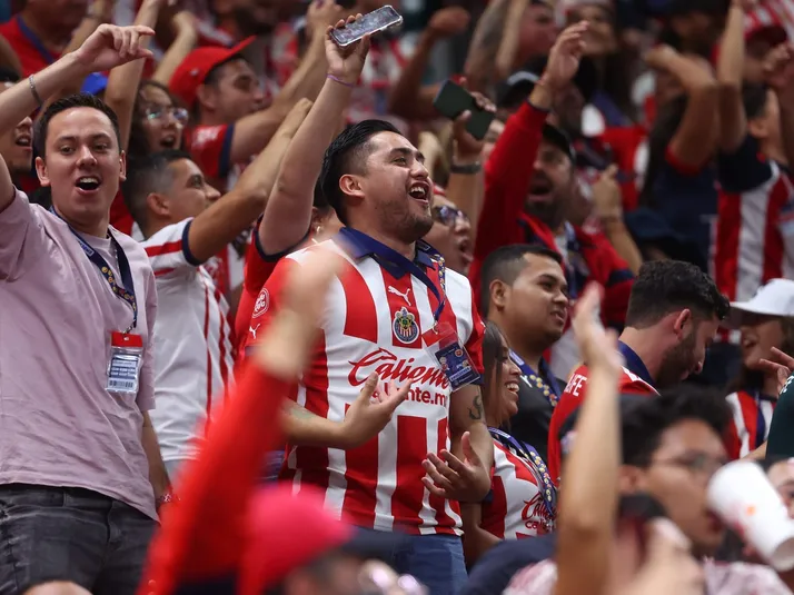 El épico promedio de asistencia que registró Chivas