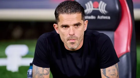Fernando Gago se queda en Chivas.