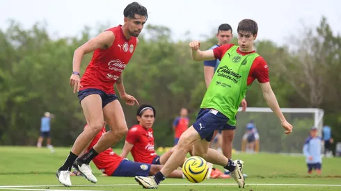 El cuerpo técnico de Chivas definió a cuatro juveniles para cumplir con ellos la regla de menores