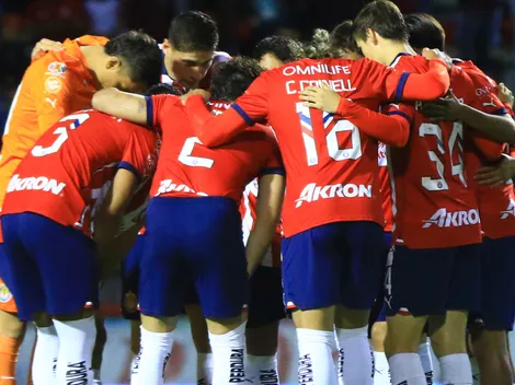 La primera alineación de Chivas en la temporada