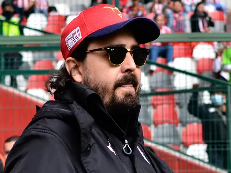 Afición de Chivas estalló contra Amaury Vergara