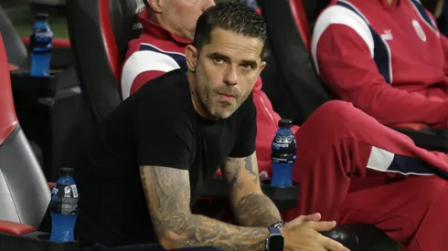 Dos refuerzos apuntados por Chivas.