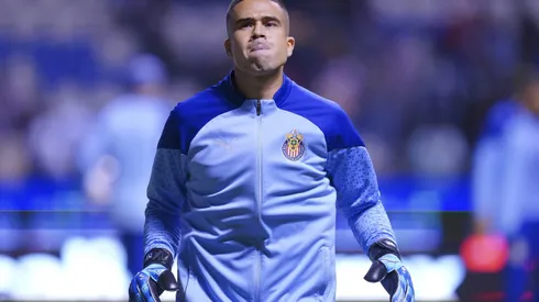 El guardameta de los camoteros salió de Chivas después de más de 10 años.