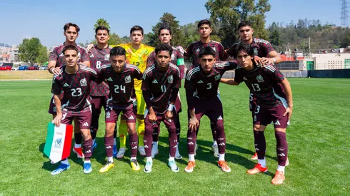 Ariel Castro -derecha- fue titular ante Guatemala y suplente con Jamaica