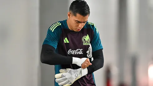 Raúl Rangel se prepara con el Tri.