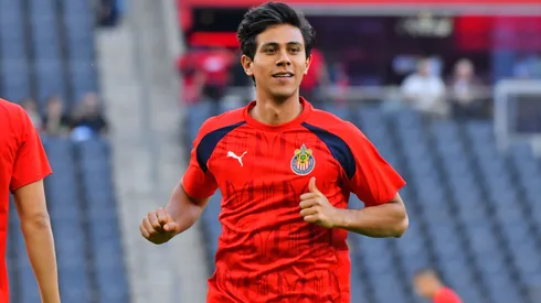 José Juan Macías podría quedarse a Chivas.