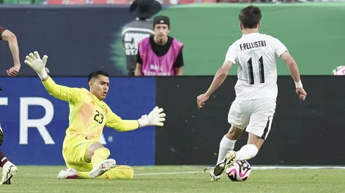 Rangel tampoco pudo hacer mucho para evitar los goles,