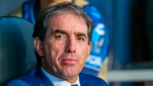 Guillermo Almada pudo dirigir a Chivas.