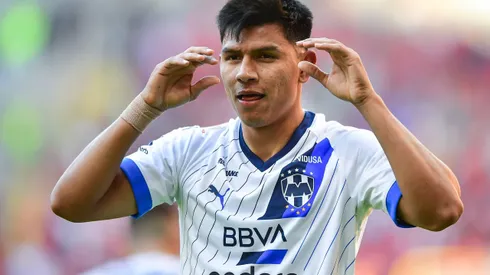 Jesús Gallardo no jugará en Chivas.