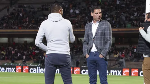 El exdirigente del Rebaño dejó mala imagen ante la prensa.