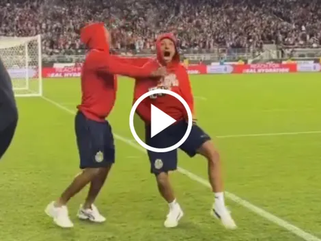 Así gritó Chicharito el gol de Alvarado