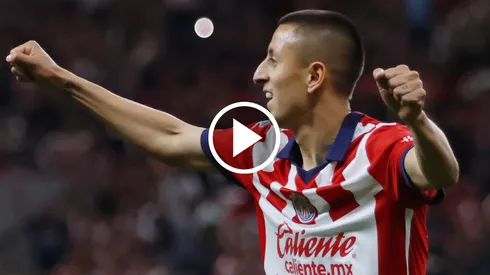 Golazo del Piojo Alvarado.