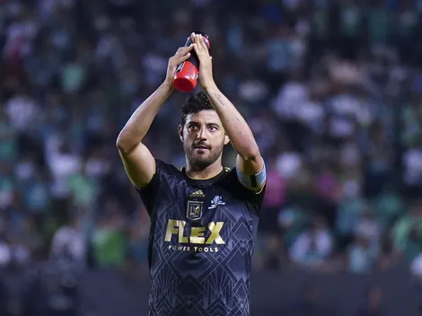 Carlos Vela rechazó a Chivas y en su casa