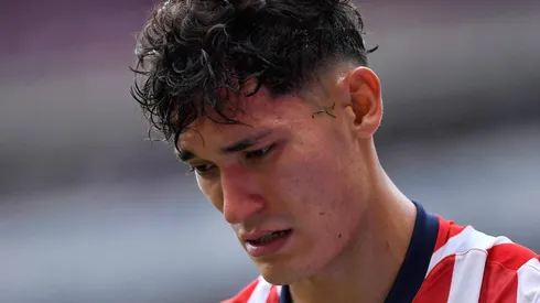 Dan la razón que detiene la salida de Jesús Orozco de Chivas.