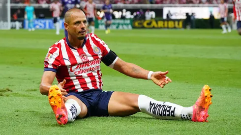 No le llega el gol a Chicharito.