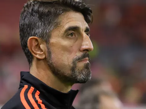 Critican a Veljko Paunovic por repetir su grave error en Chivas