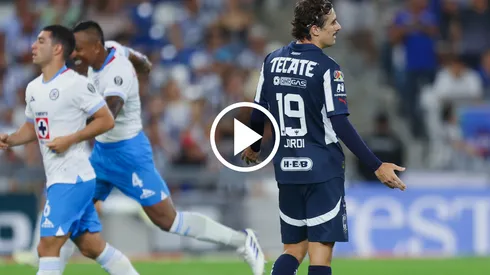 Jordi Cortizo fue abucheado de manera constante por la afición de Rayados