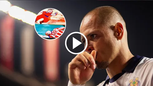 Chicharito fue troleado en Chivas vs. Tijuana.