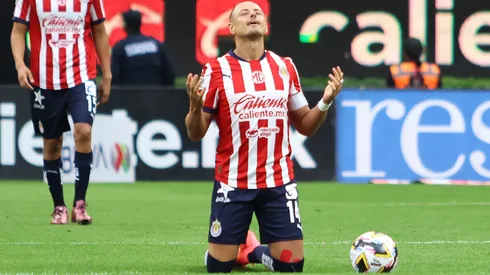 Chicharito durante el juego ante Toluca donde fue abucheado.