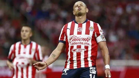 Chicharito, el principal señalado por esta terrible estadística de Chivas