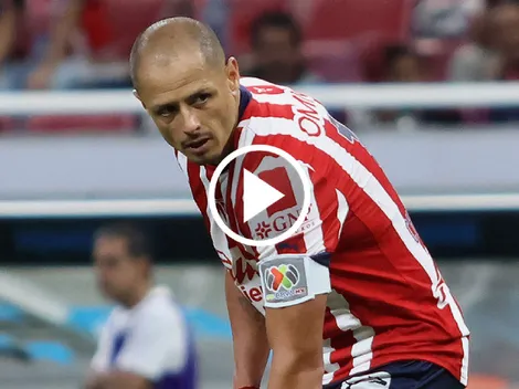 Video del insólito gol que falló Chicharito ante Tiago Volpi