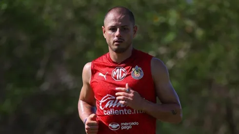 Javier Hernández se alista.