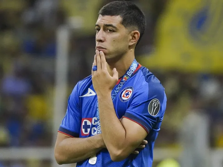 El motivo por el que Chivas podría aceptar el intercambio de Jesús Orozco por Erik Lira