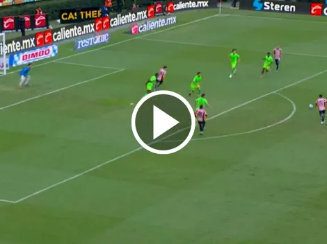 El golazo del Nene Beltrán para que Chivas estire su ventaja