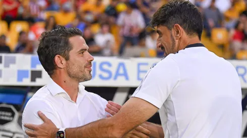 Dura crítica contra Veljko Paunovic.