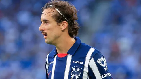 Cortizo en partido con Rayados.