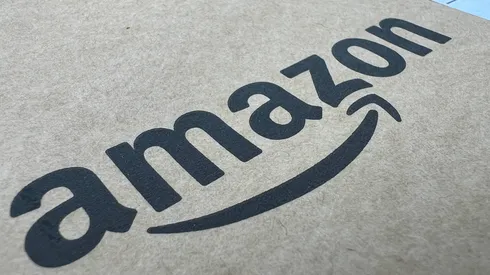 Amazon ya buscó nuevo relator para Chivas.