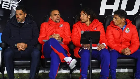 El timonel argentino tiene el agua hasta el cuello.