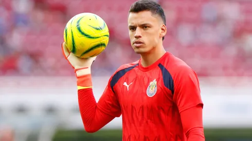 Óscar Whalley y su decisión final sobre si se queda o se va de Chivas