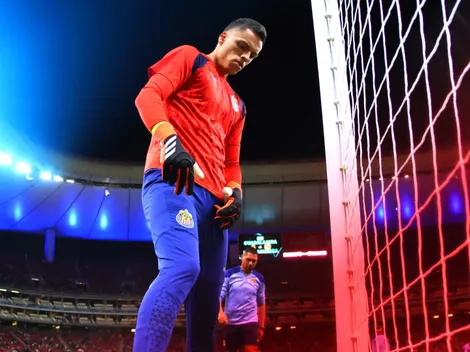 Whalley se va de Chivas cansado de Gago