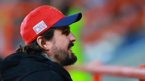 Gonzalo Pineda expone a Amaury Vergara y su mercado de pases con Chivas.