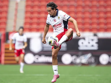 Era titular, llegó a Chivas para ser suplente y rompe el silencio