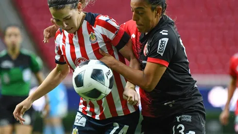 Las rojiblancas aún con la ausencia de su estelar Alicia Cervantes enfrenta al Atlas en el Clásico Tapatío