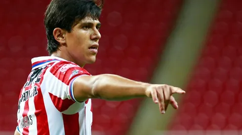 Directiva de Chivas toma decisión radical con José Juan Macías mientras se recupera de una grave lesión