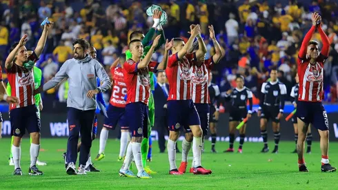 ¡INESPERADO!: Chivas recibe la mejor noticia antes de recibir a Santos Laguna por la Fecha 9