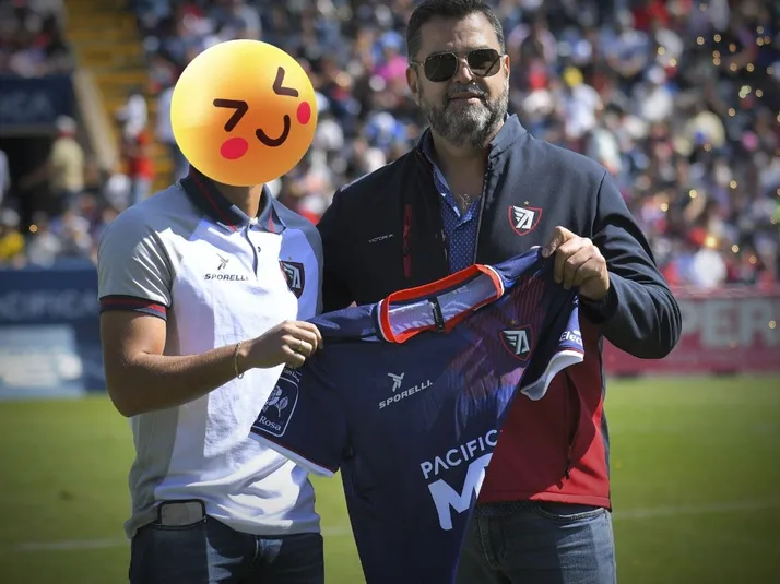 Revoluciona todo con su llegada a las Águilas