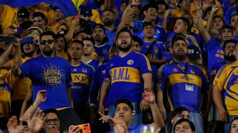La afición de Tigres incurrió en una lamentable agresión contra los chivahermanos