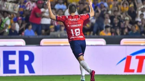 Cisneros brilló en la ofensiva con gol y asistencia para vencer a los Tigres