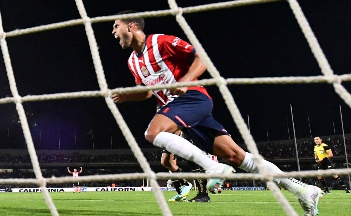 Daniel Ríos celebra su primera anotación con Chivas y revela la clave ...
