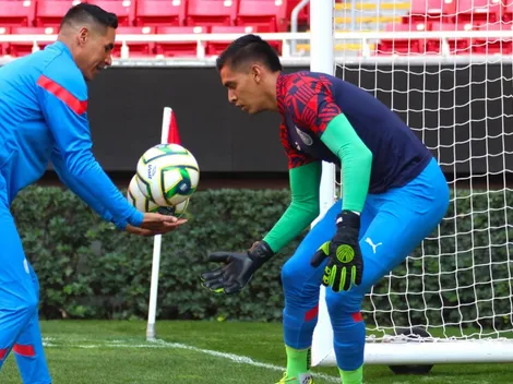 Las opciones para suplir a Jiménez en el arco de Chivas