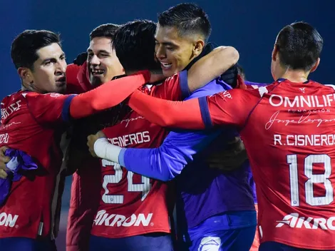 ¡DOS CAMBIOS! Alineación confirmada de Chivas